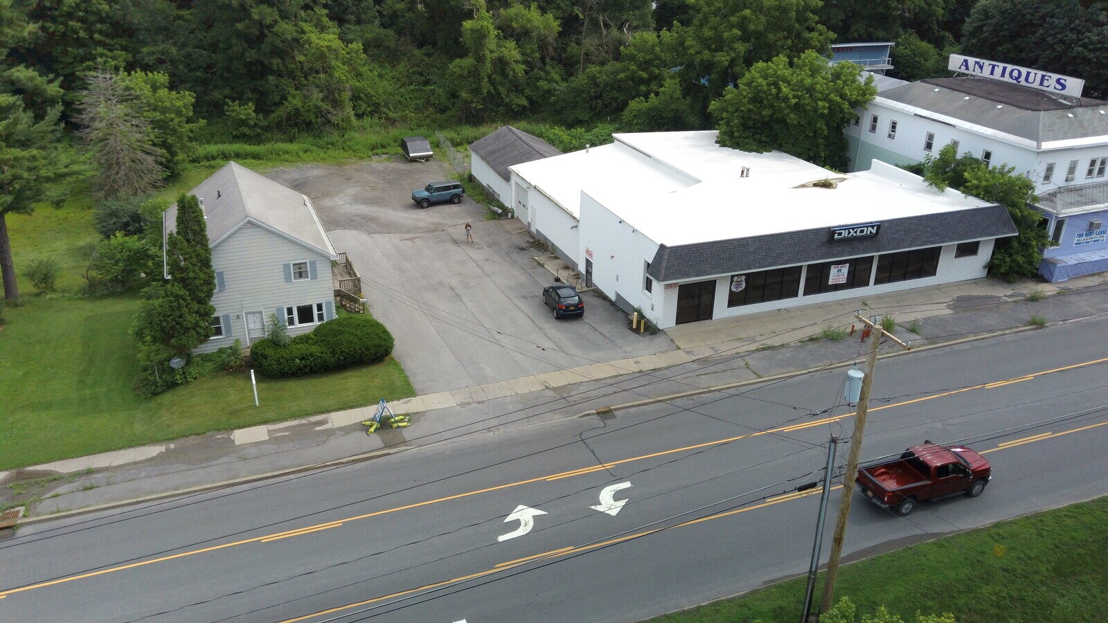 15 Seneca Ave, Oneida, NY 13421