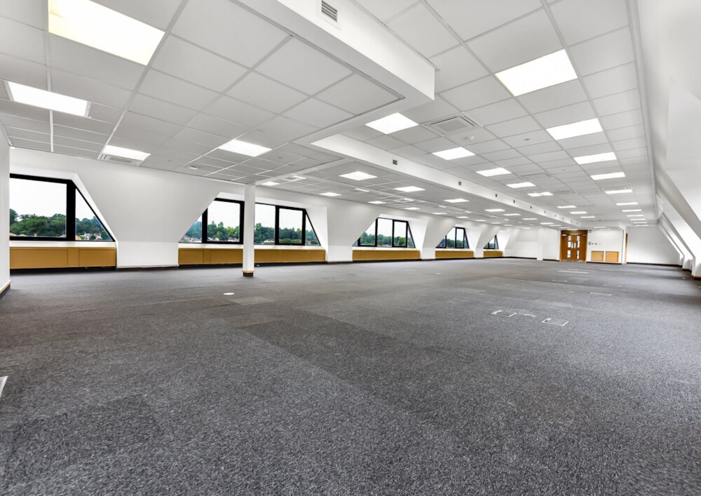 Hillfield Rd, Hemel Hempstead, HRT HP2 4AA High Trees