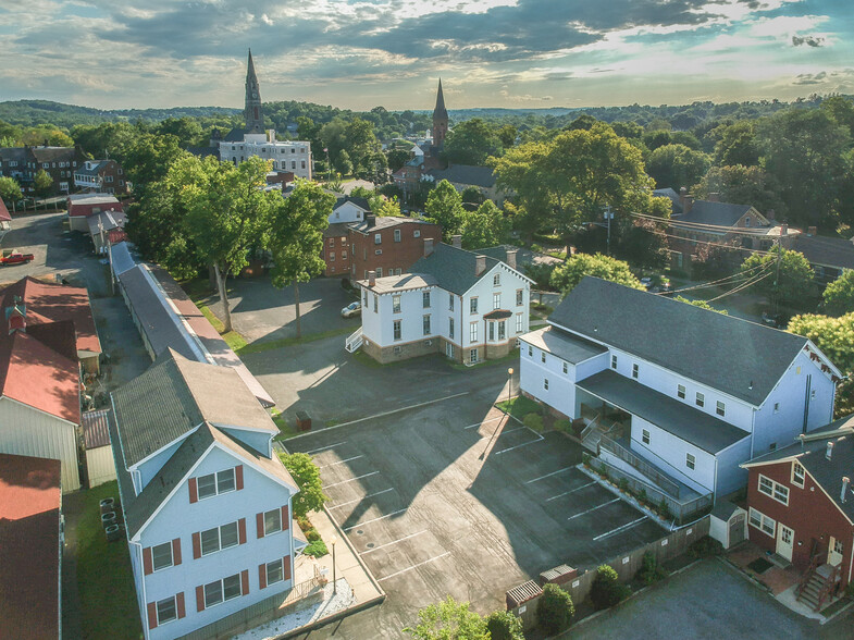 218 Main St, Goshen, NY for lease - Primary Photo - Image 1 of 17