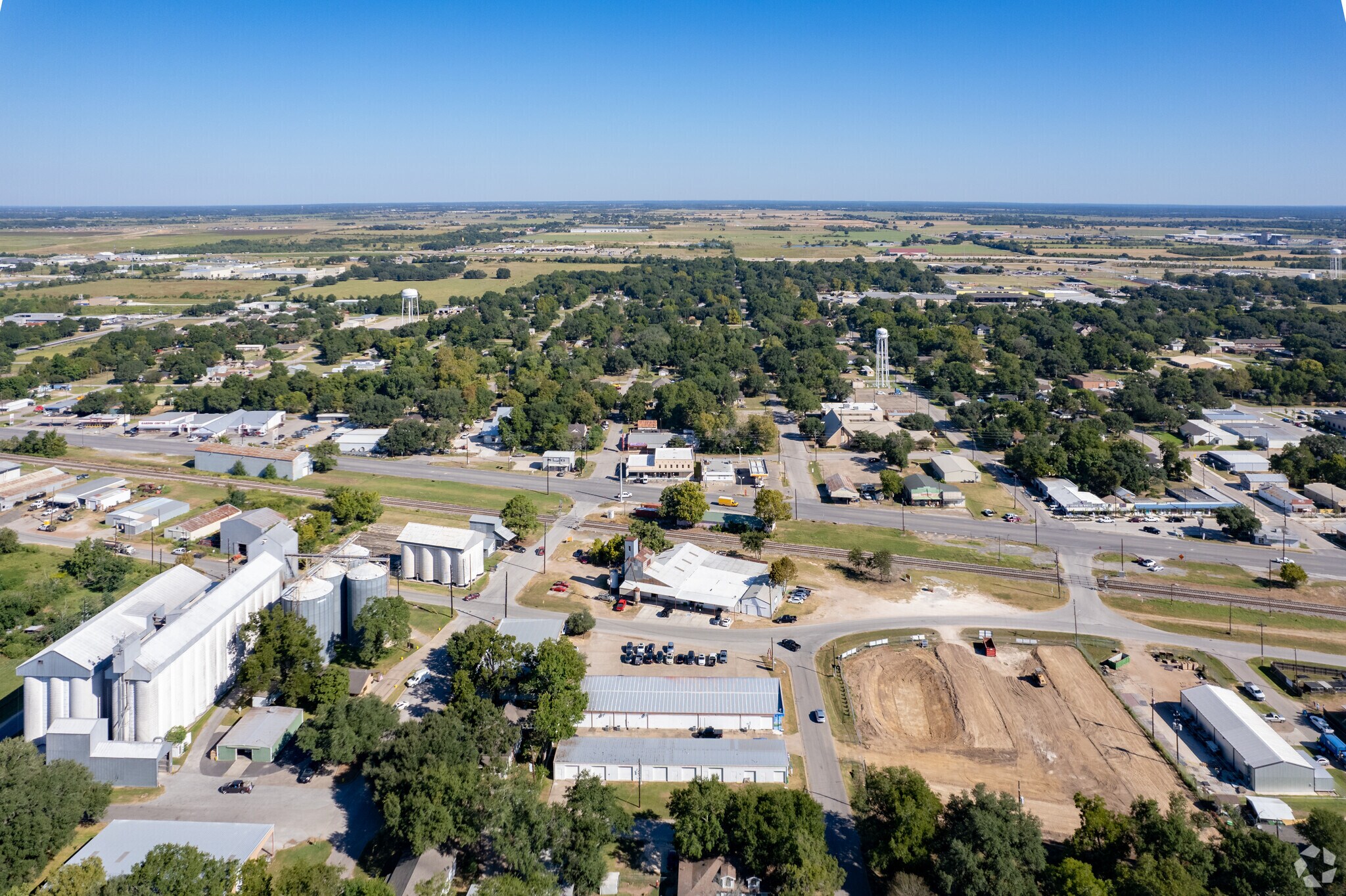 2612 Castle St, Waller, TX 77484 Flex for Lease