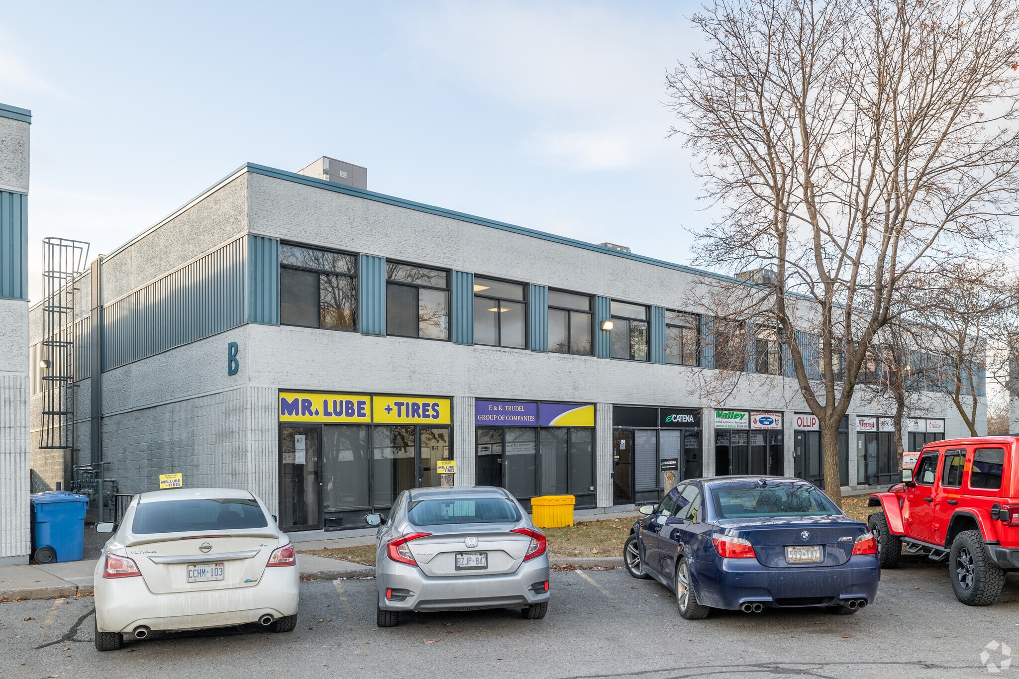 2212 Gladwin Cres, Ottawa, ON for sale Primary Photo- Image 1 of 1