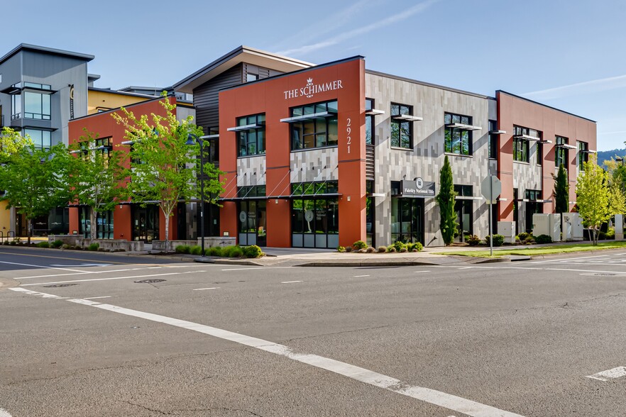 2921 Crescent Ave, Eugene, OR for lease - Building Photo - Image 1 of 17