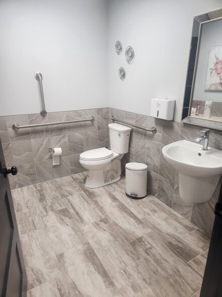 634 N Main St, Pleasantville, NJ for sale - Building Photo - Image 2 of 17