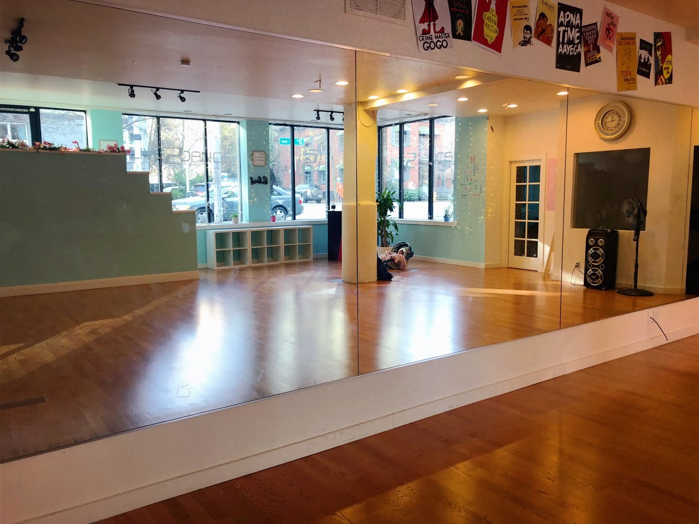 2523 3rd Ave, Seattle, WA for sale Primary Photo- Image 1 of 1