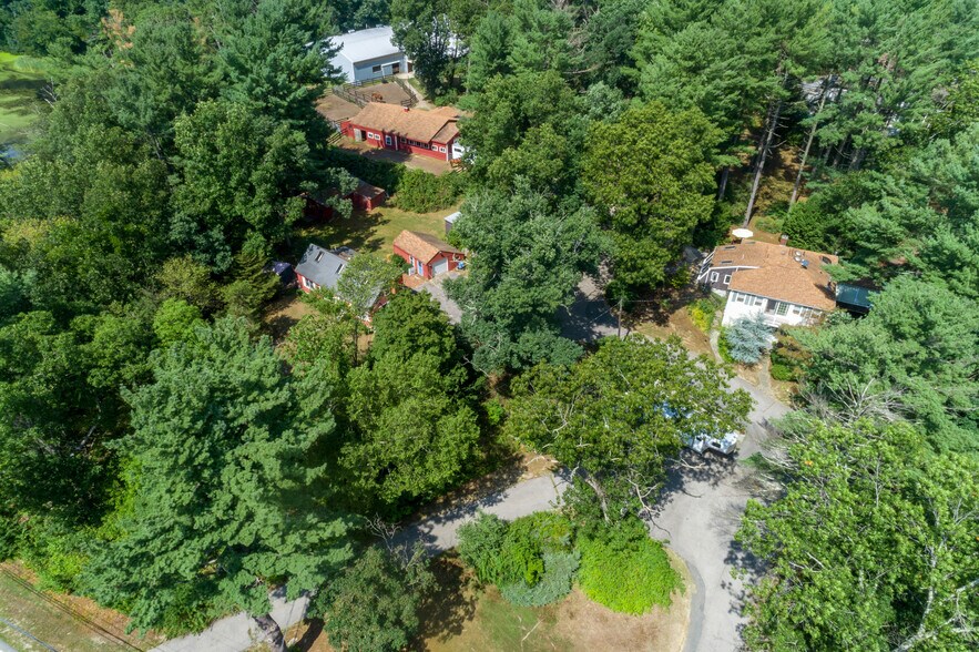 173 Main St, North Smithfield, RI 02896