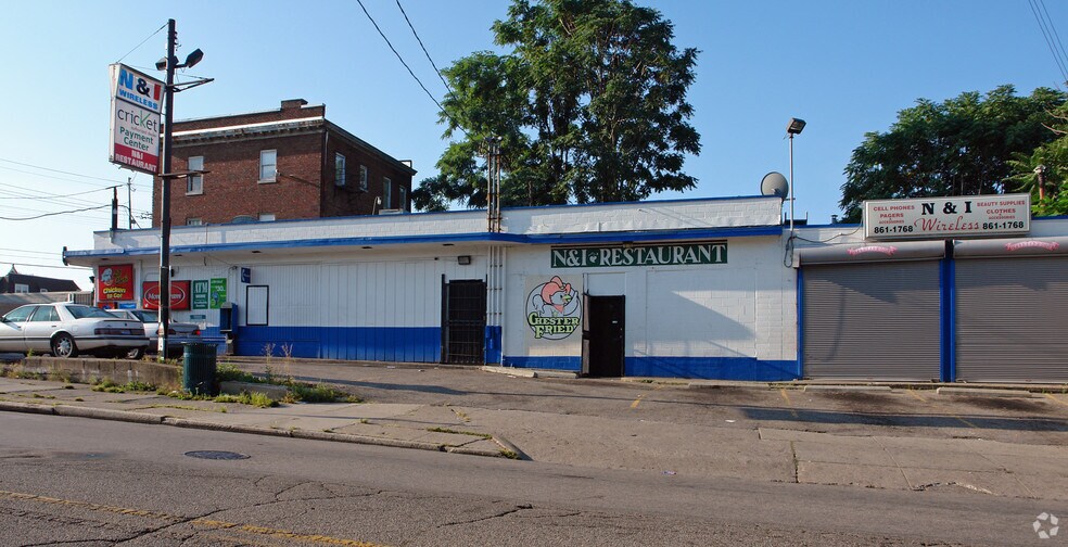 2923 Gilbert Ave, Cincinnati, OH for sale - Building Photo - Image 2 of 2