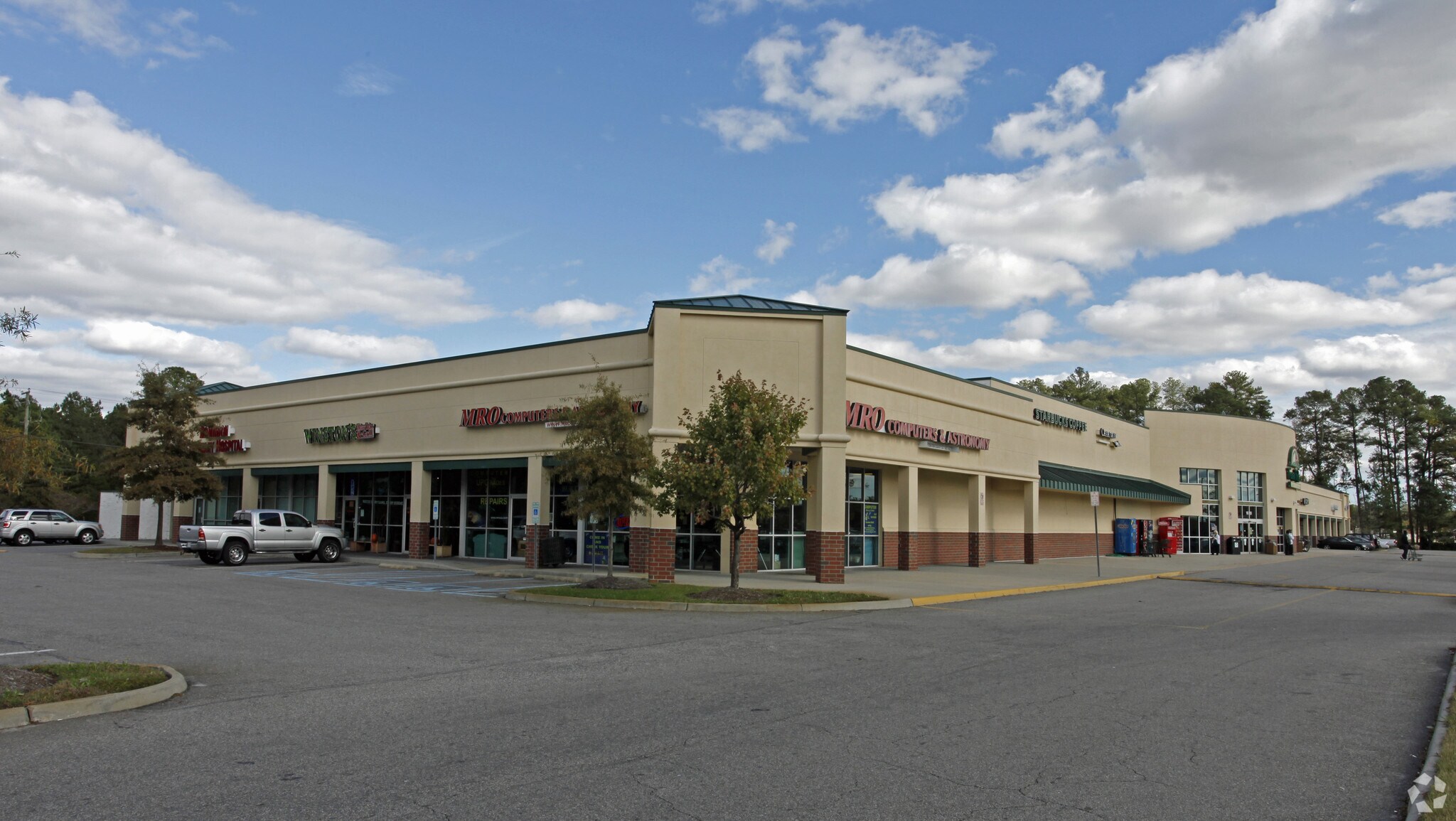 1620 Cedar Rd, Chesapeake, VA 23322 Dominion Plaza