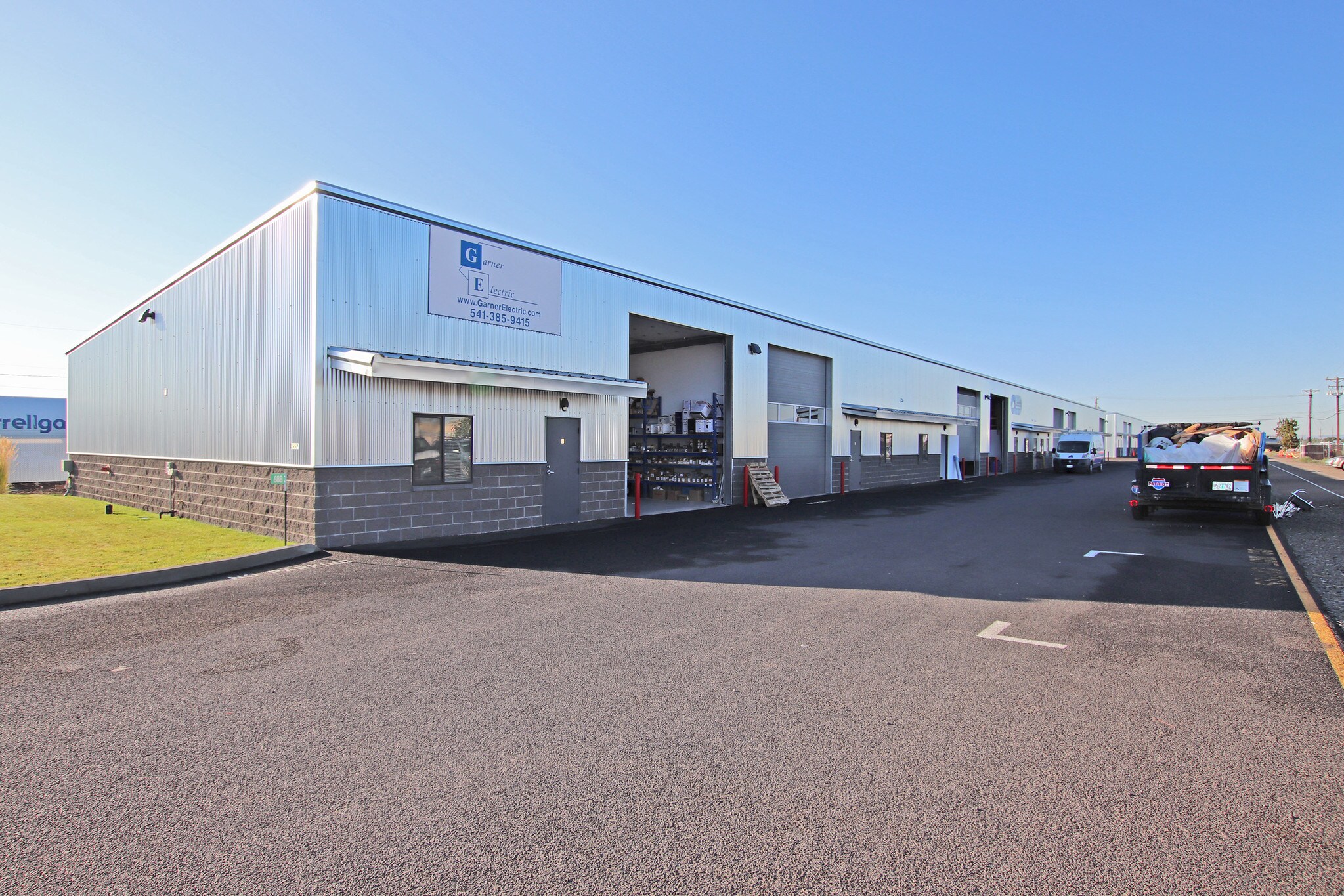 688 SW Veterans Way, Redmond, OR for lease Primary Photo- Image 1 of 10