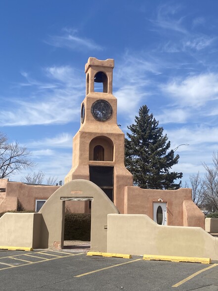 1590 Saint Michaels Dr, Santa Fe, NM for lease - Building Photo - Image 1 of 1