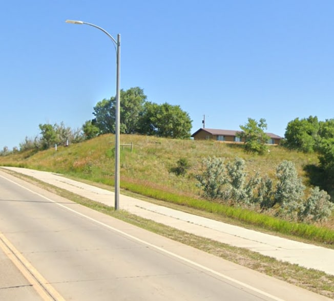 1924 32nd Ave W, Williston, ND for sale - Building Photo - Image 3 of 3