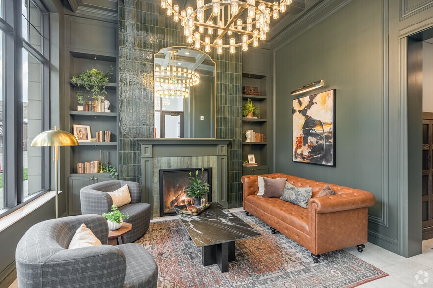 695 Grand Ave, Saint Paul, MN for lease - Lobby - Image 3 of 31