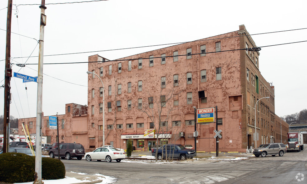 1700 Island Ave, Pittsburgh, PA for lease - Primary Photo - Image 1 of 5