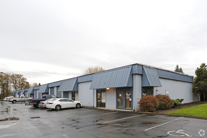 9380 SW Tigard St, Portland, OR for lease - Primary Photo - Image 2 of 8