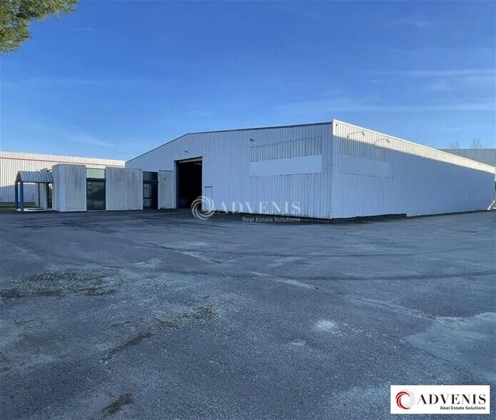 Flex in Beychac-et-Caillau for lease - Building Photo - Image 3 of 10