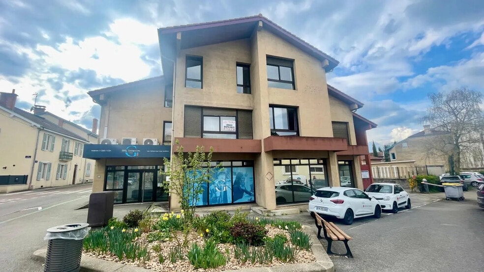 Office in Bourg-en-Bresse for lease - Building Photo - Image 1 of 5