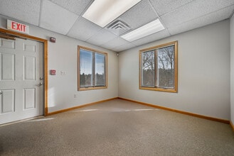 91 Plaistow Rd, Plaistow, NH for lease Building Photo- Image 2 of 9