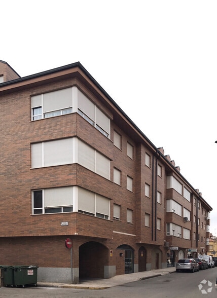 Calle Antonio Machado, 8, Tarancón, Cuenca for lease - Building Photo - Image 2 of 2