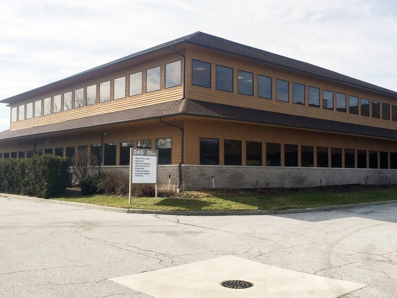 237245 W Edison Rd, Mishawaka, IN 46545