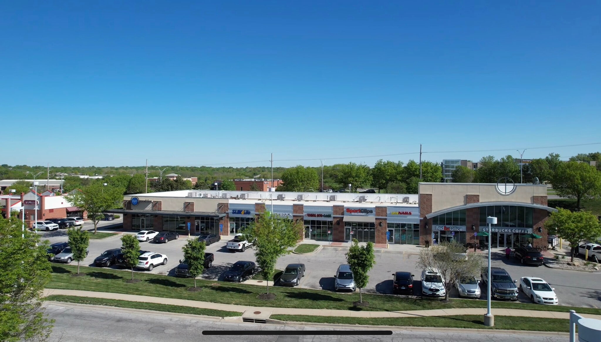 15225-15257 W 135th St, Olathe, KS for lease Building Photo- Image 1 of 11