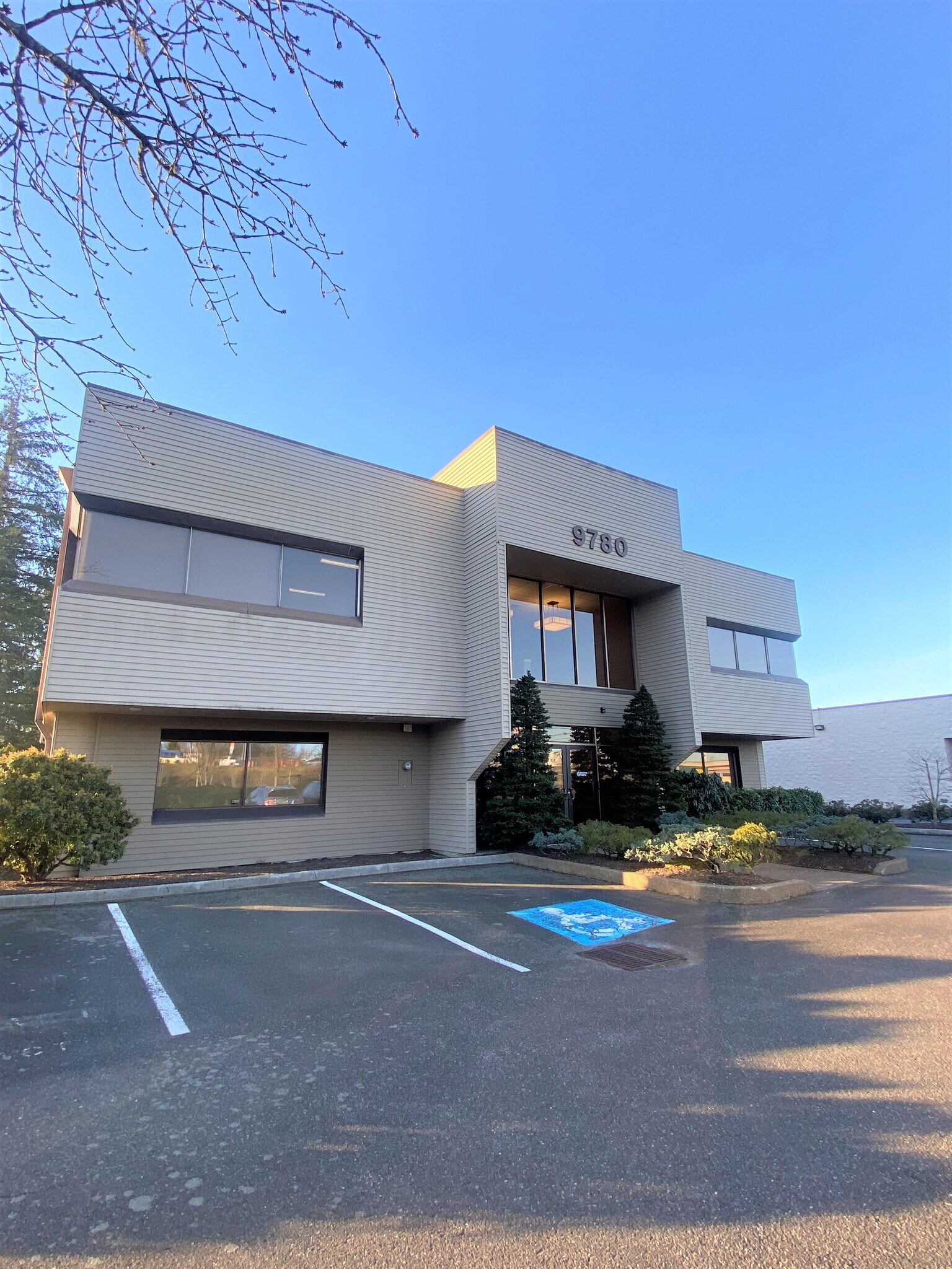 9780 SW Shady Ln, Tigard, OR for sale Building Photo- Image 1 of 1