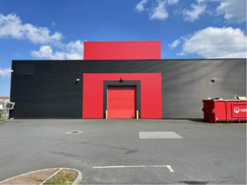 Industrial in Le Havre for lease Building Photo- Image 1 of 4