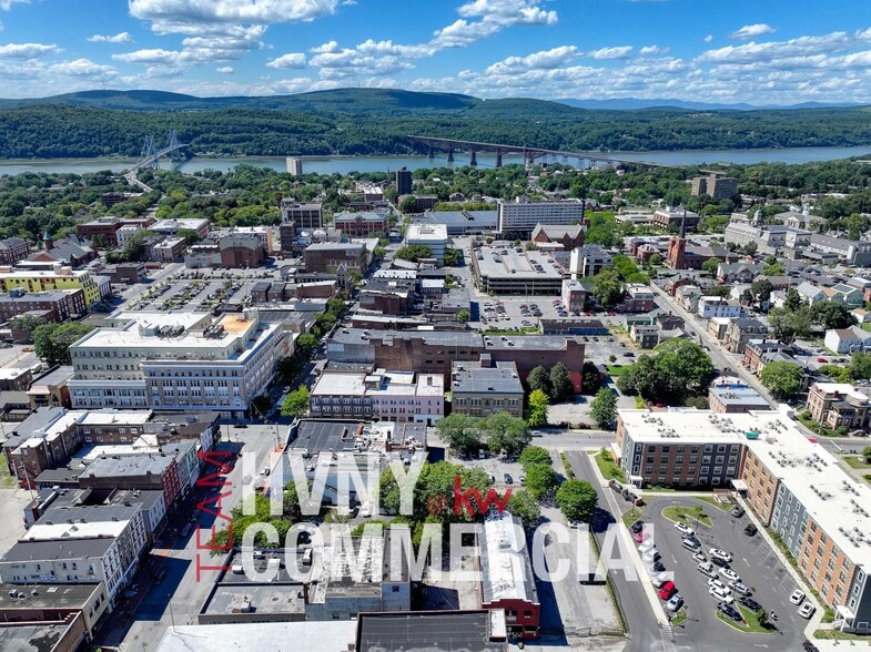 347 Main St, Poughkeepsie, NY for lease - Aerial - Image 3 of 8