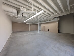 41801 Corporate Way, Palm Desert, CA for lease Building Photo- Image 2 of 8