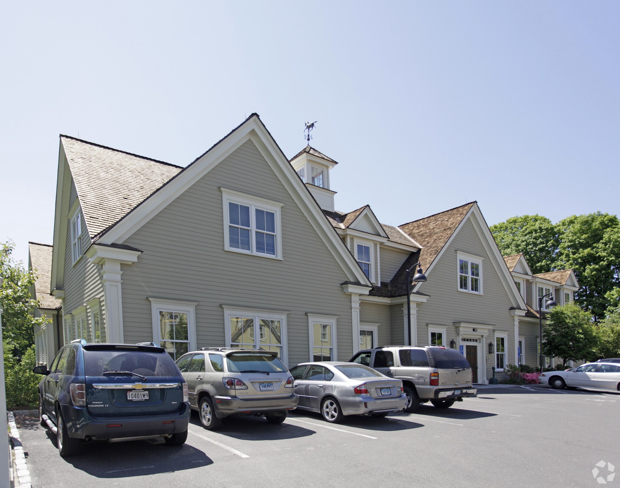 195 Danbury Rd, Wilton, CT 06897 Wilton Crossing Bldg. B