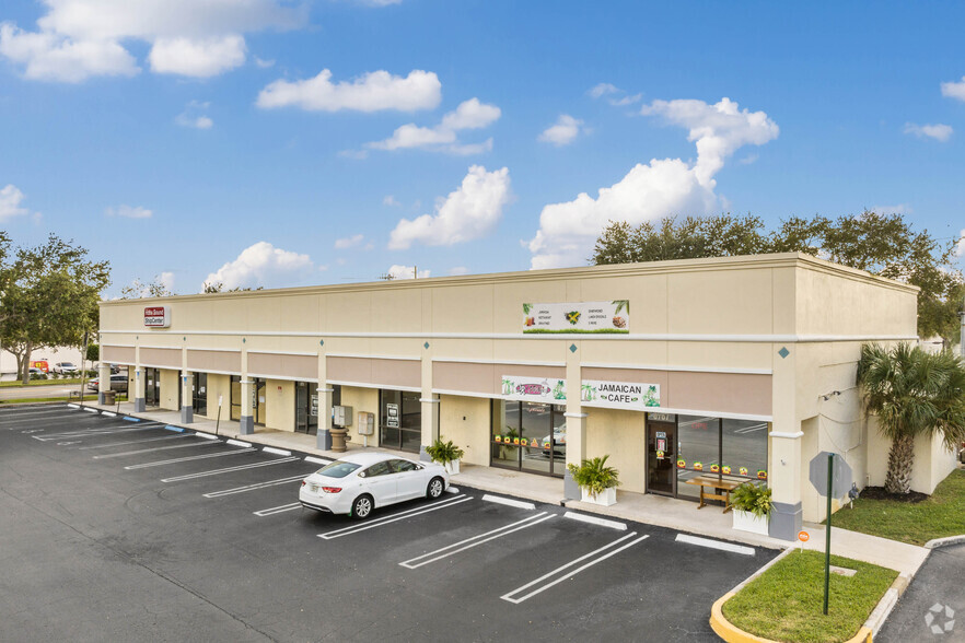 8767-8961 SE Bridge Rd, Hobe Sound, FL for lease - Building Photo - Image 3 of 15