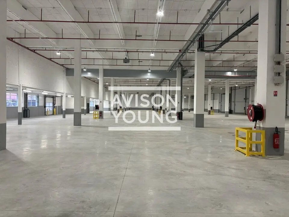 Flex in Gennevilliers for lease Interior Photo- Image 1 of 13