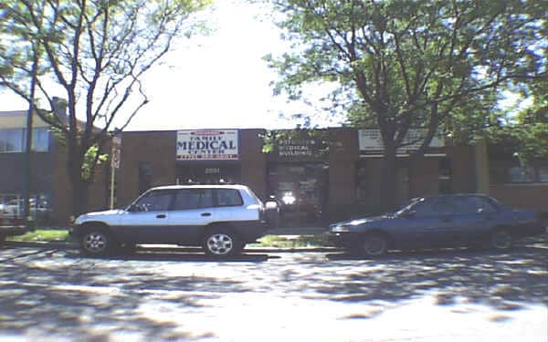 2551 W Peterson Ave, Chicago, IL for sale - Building Photo - Image 3 of 15