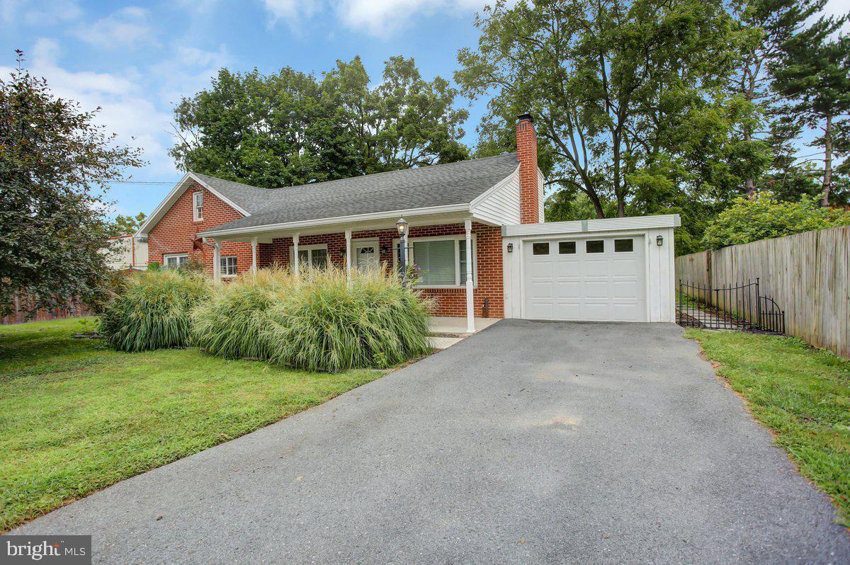 183 Falling Spring Rd, Chambersburg, PA for sale Primary Photo- Image 1 of 1