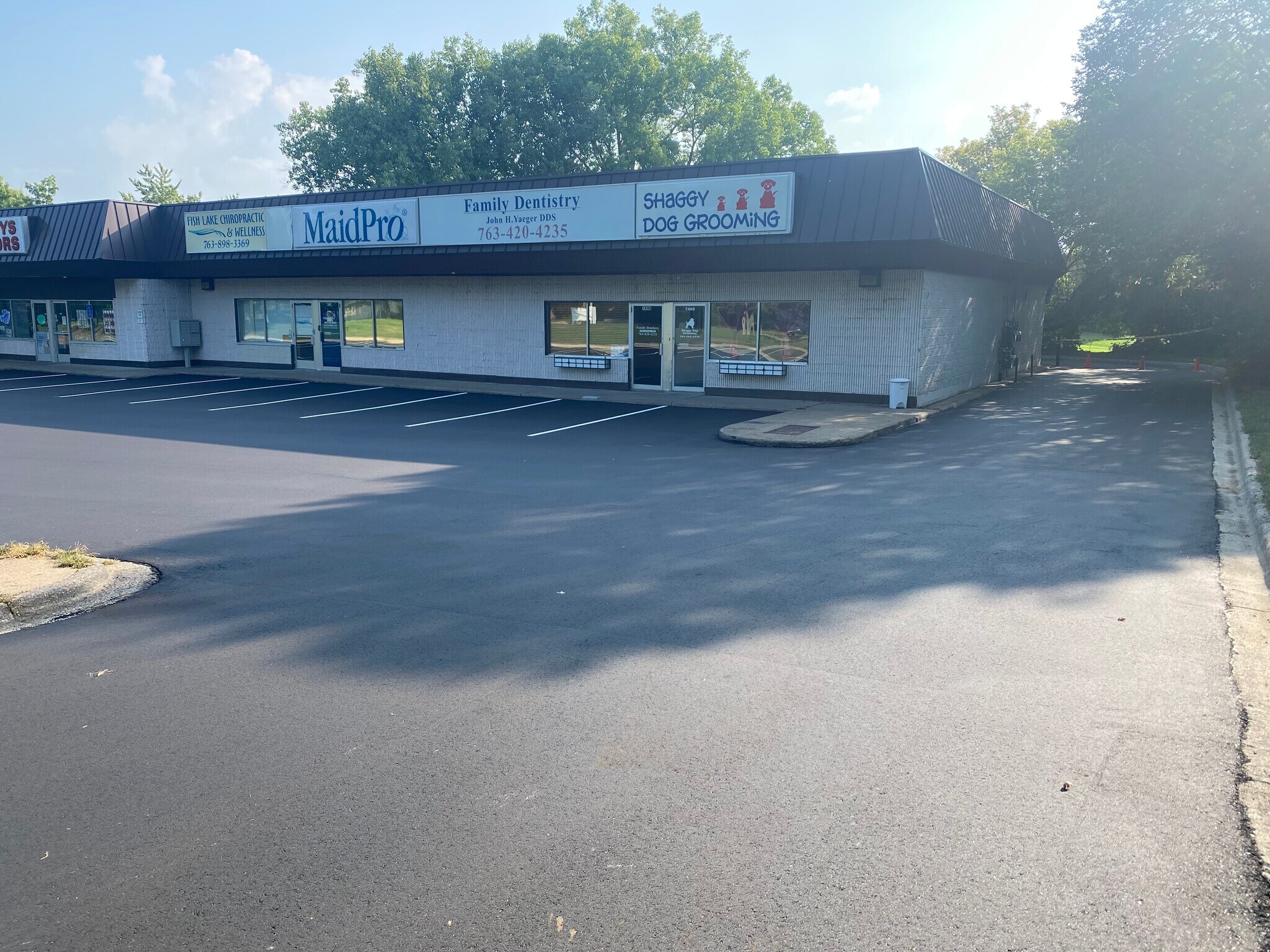 7498 E Fish Lake Rd, Maple Grove, MN for lease Building Photo- Image 1 of 5