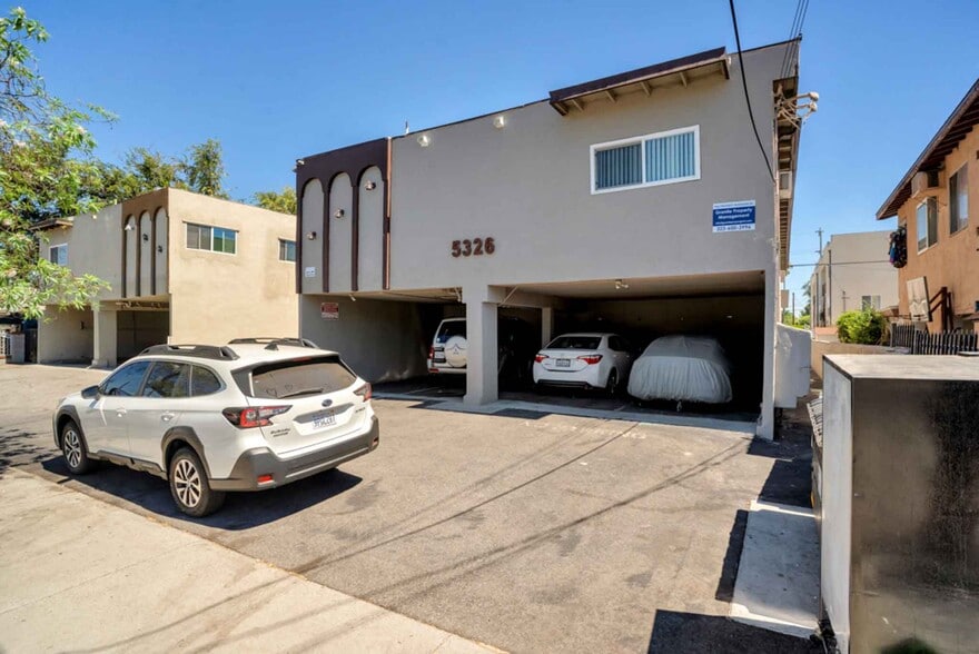 5326 Cahuenga Blvd, North Hollywood, CA for sale - Building Photo - Image 3 of 15