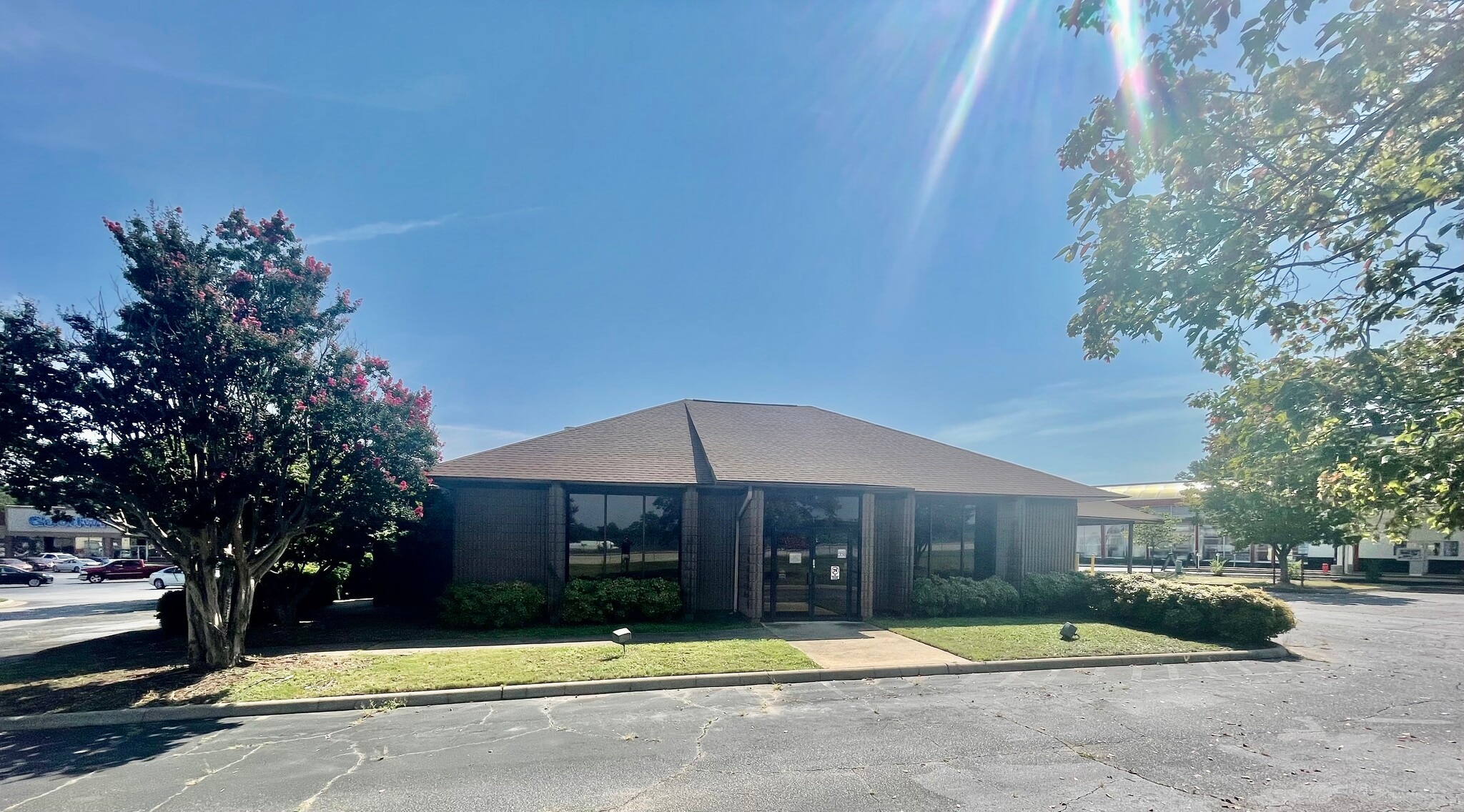 1027 South St, Simpsonville, SC for lease Building Photo- Image 1 of 4