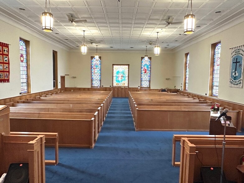 21 W Main St, Christiana, DE for sale - Building Photo - Image 2 of 2