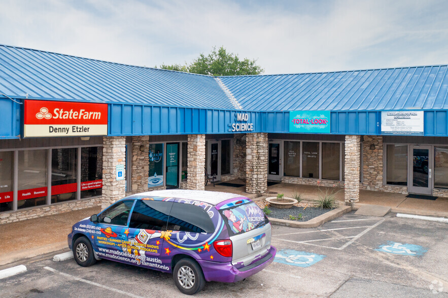 6110-6130 W Highway 290, Austin, TX for lease - Building Photo - Image 2 of 6