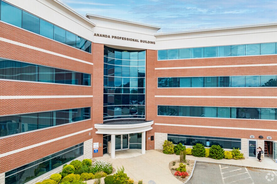 25 Pelham Rd, Salem, NH for lease - Building Photo - Image 3 of 4