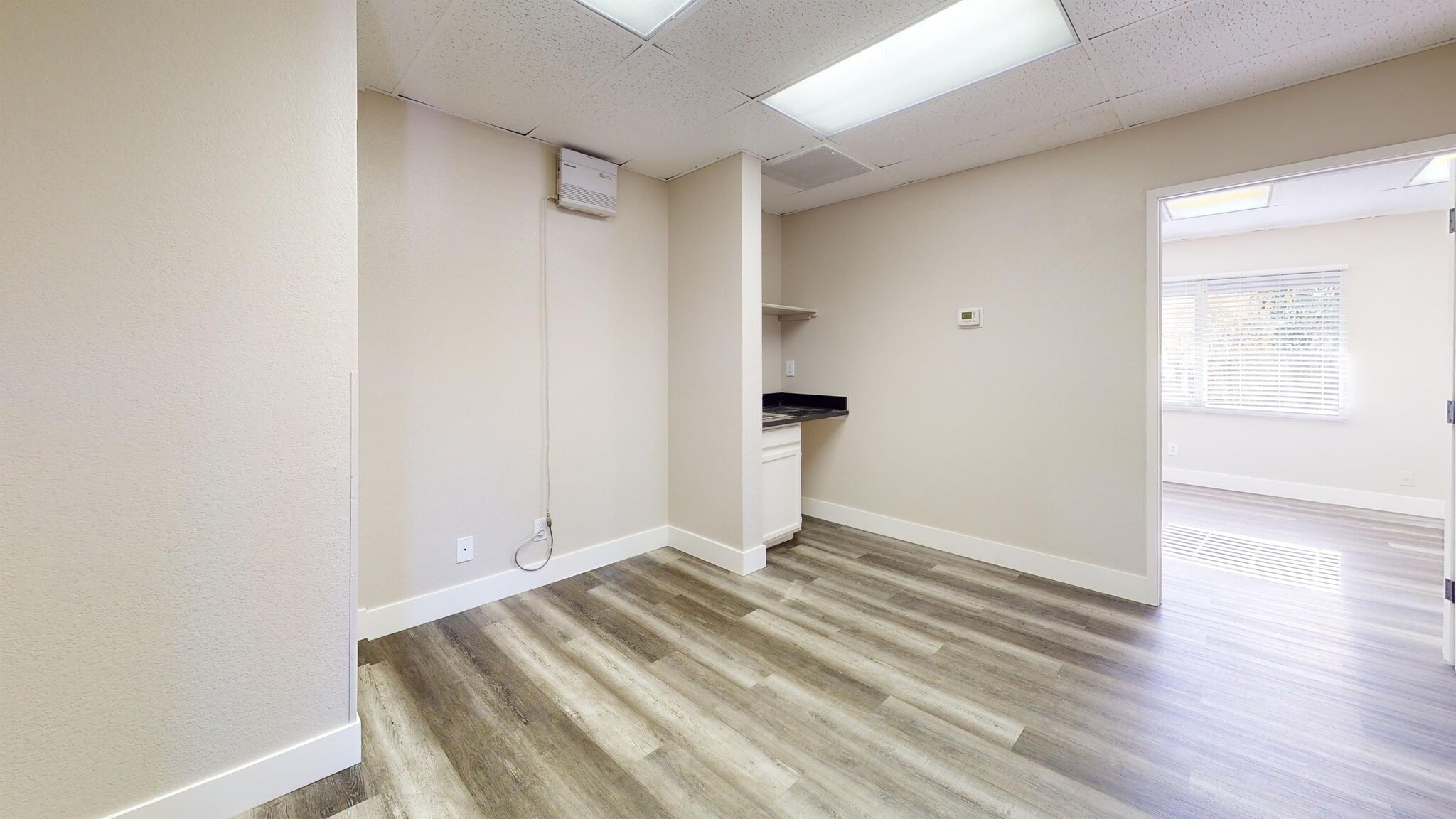 1300 West St, Redding, CA for lease Interior Photo- Image 1 of 6