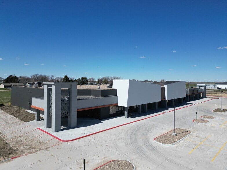 1105 Theatre, Hastings, NE for sale - Building Photo - Image 2 of 4