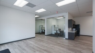 4228 Clay Business Dr, Katy, TX for lease Building Photo- Image 2 of 7