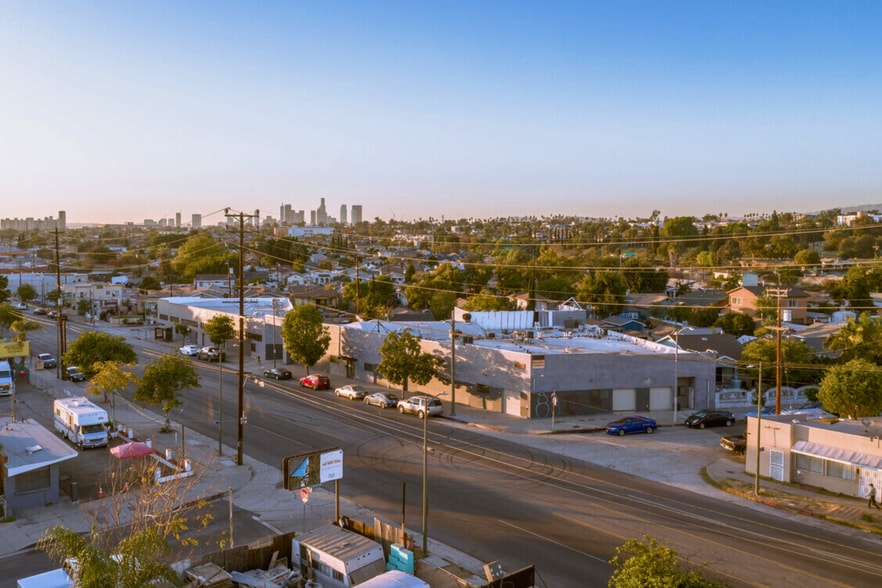 3751 E Olympic Blvd, Los Angeles, CA for lease - Building Photo - Image 1 of 6