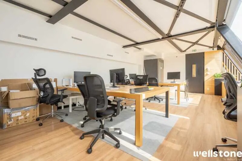 8 Rue Livingstone, Paris for lease - Building Photo - Image 3 of 15