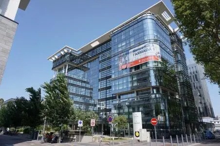 Office in Rouen for lease - Building Photo - Image 3 of 3