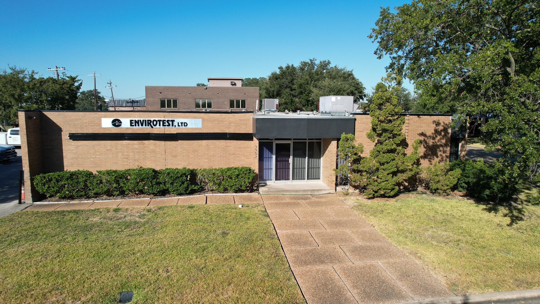 3902 Braxton Dr, Houston, TX for sale Building Photo- Image 1 of 8