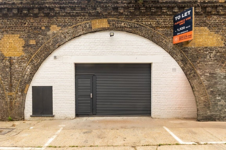 Lilford Rd, London for lease - Primary Photo - Image 1 of 1