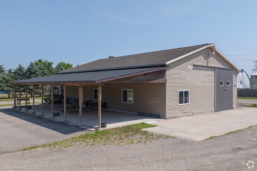 6105 SE Paris Ave, Caledonia, MI for sale - Building Photo - Image 3 of 4