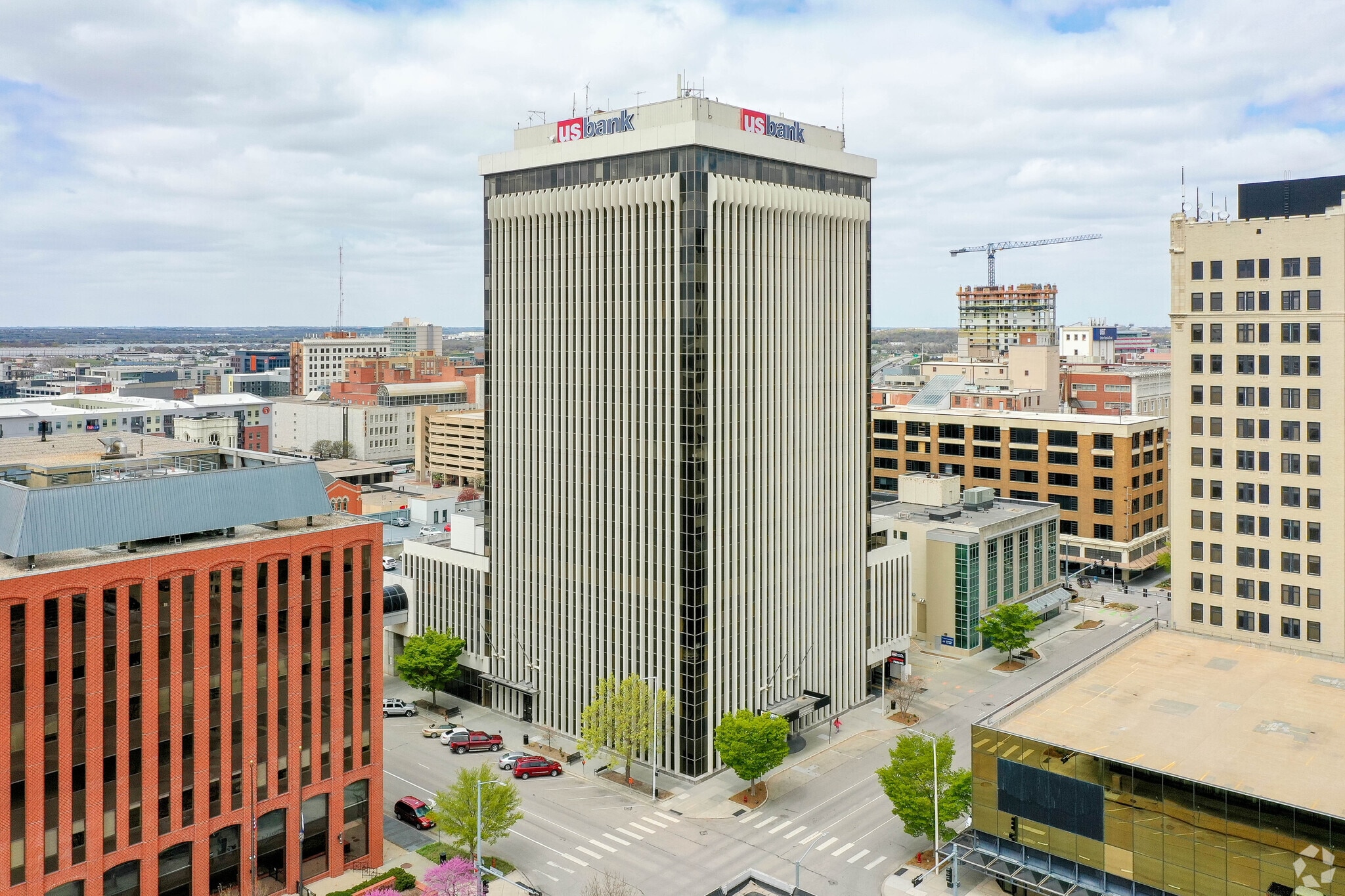 233 S 13th St, Lincoln, NE for lease Building Photo- Image 1 of 6