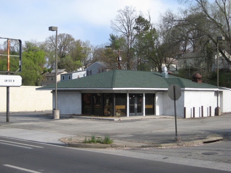 4005 Melrose Ave, Roanoke, VA for sale - Primary Photo - Image 1 of 1