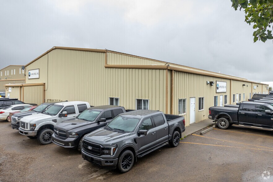 1206 5th St, Nisku, AB for sale - Primary Photo - Image 1 of 1